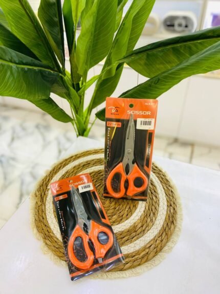 مقص مطبخ كبير